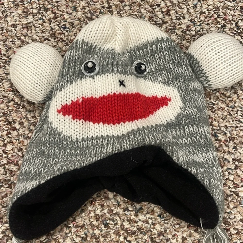 5 kids winter hats!!!